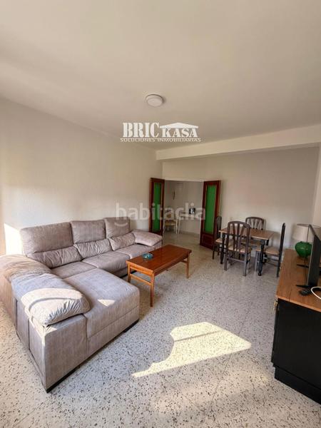 Foto 5445879a-28b0-49d5-9255-b42ff0e291c8. Location appartement avec parking dans Casco Antiguo Cáceres