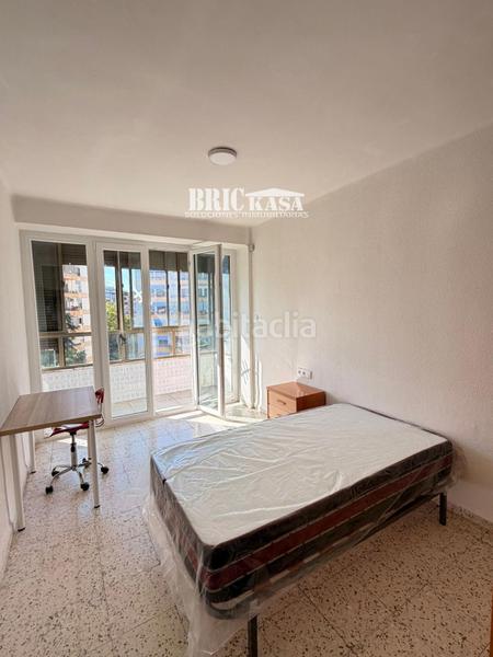 Foto 8cf363af-21f5-45b6-8da8-ff5efe93cab7. Rent flat with parking in Casco Antiguo Cáceres