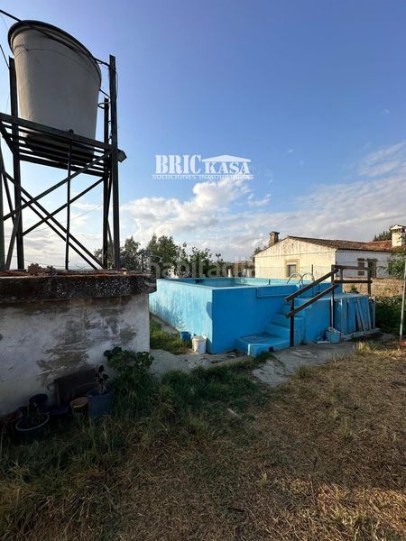 Foto e5e27090-c941-464e-b89f-1f409d3b3e51. Xalet amb calefacció aparcament piscina a Valdesalor - Rincón de Ballesteros Cáceres
