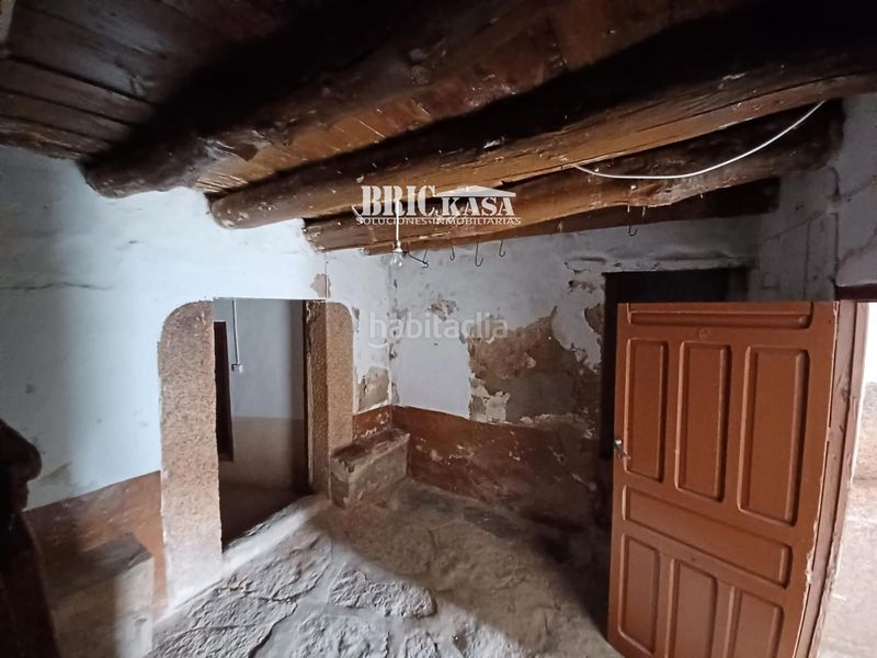 Foto ae0f35bf-dc88-46db-b431-fe2b48e7ba34. Casa a Plasenzuela