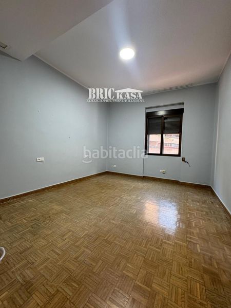 Foto a1e16cde-41f4-43e4-8735-c360e6fb6317. Piso  en venta en Centro Cáceres