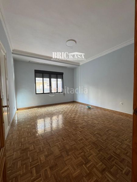 Foto cb2dbb29-4784-44e8-aac3-ad2228d704db. Piso  en venta en Centro Cáceres