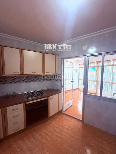 Foto e9503c6f-2a4e-4aa5-83fa-0ebb51ee4daf. Rent flat with heating in Centro Cáceres