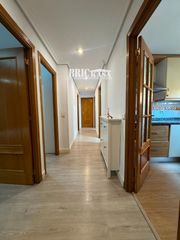 Location Appartement  N/a. Piso en alquiler en pleno centro de cáceres.