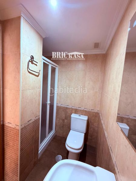 Foto 3fbbd908-8e97-4482-8016-c6f5bb47843c. Rent flat with heating parking in Centro Cáceres