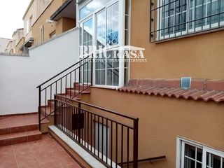 Location Maison jumelée  Cuatro lugares. Adosado en alquiler
