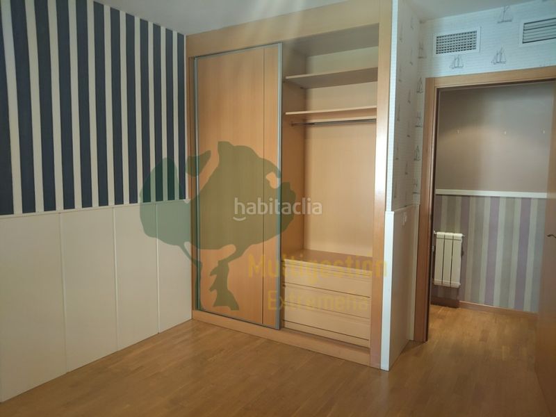 Foto 76dd9621-aa6a-4a54-958b-36851044283d. Pis amb aparcament piscina a nuevo Cáceres Cáceres
