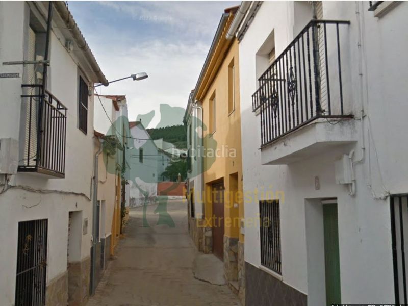 Foto 0a32e356-ebcd-4dfc-94dd-c800947069f9. Casa amb aparcament a Pedroso de Acim
