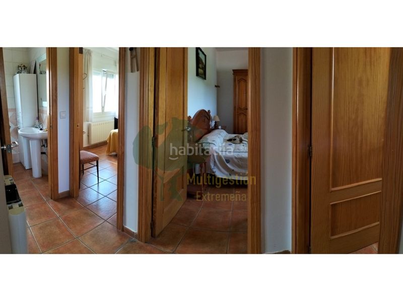 Foto 5276fdbb-d6e4-465f-be3c-a9b5b2797b83. Casa amb aparcament a Pedroso de Acim