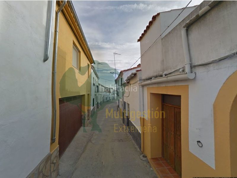 Foto 9b40bcdc-d90b-473b-b5e6-78c255fd7789. Casa amb aparcament a Pedroso de Acim