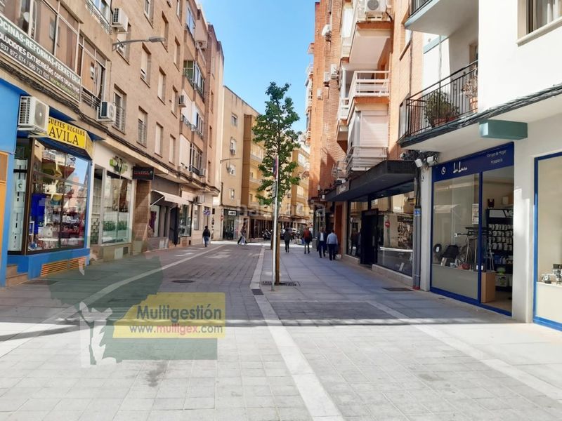 Foto a42e33da-2a56-4b9b-bb7f-acdf9655760c. Local comercial a Centro Cáceres