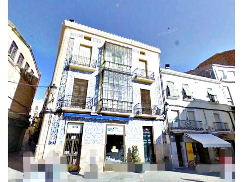 Foto 00af2f2b-ffde-4f21-8444-4e8a4fcc7c51. Local comercial a Casco Antiguo Cáceres