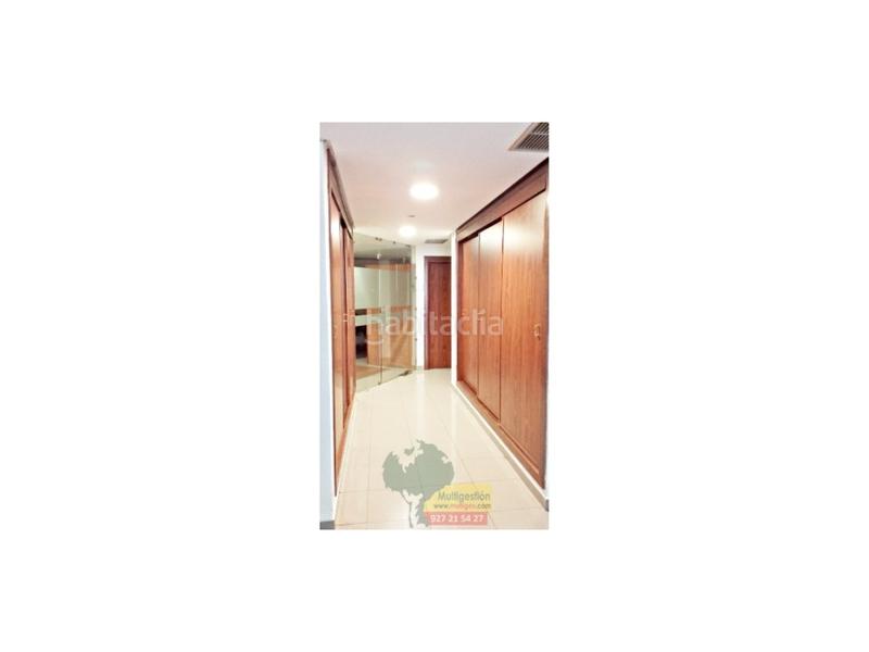 Foto 6fed59a2-03c5-42af-b687-86cf3f42711b. Lloguer local comercial a Ruta de la Plata Cáceres