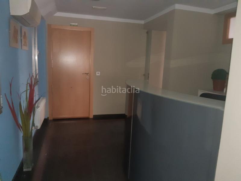 Foto bbe44017-971f-4ba4-af08-0f6c1124ced5. Location local commercial dans Centro Cáceres