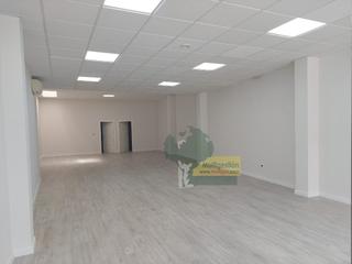 Lloguer Local Comercial a Almendralejo. Local en alquiler en centro de almendralejobadajoz