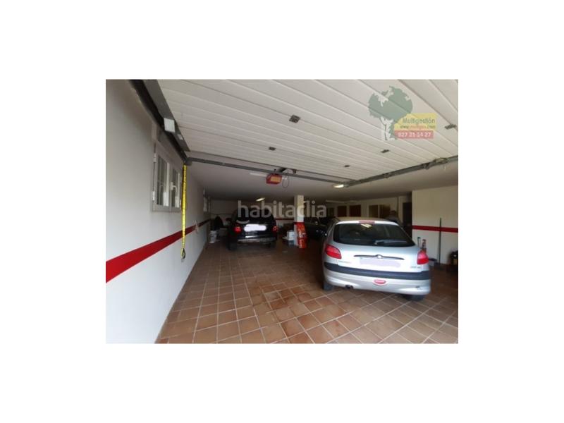 Foto 03586496-8149-404a-9c51-81a65157726e. Xalet amb aparcament a Ceres Golf Cáceres