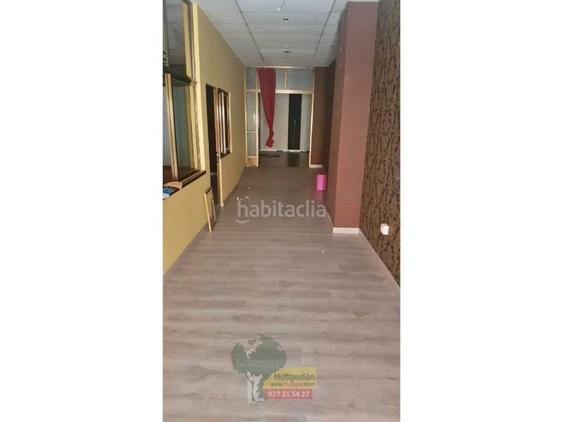Foto af9f7cf4-c34b-4716-9d59-ccb578a9f89d. Local comercial a Centro Cáceres