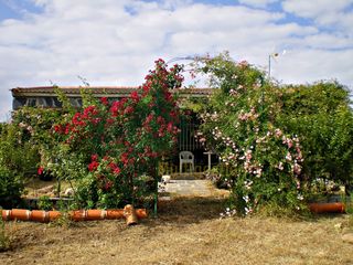Mas à Malpartida de Cáceres. Casa de campo en la sierra de san pedro.