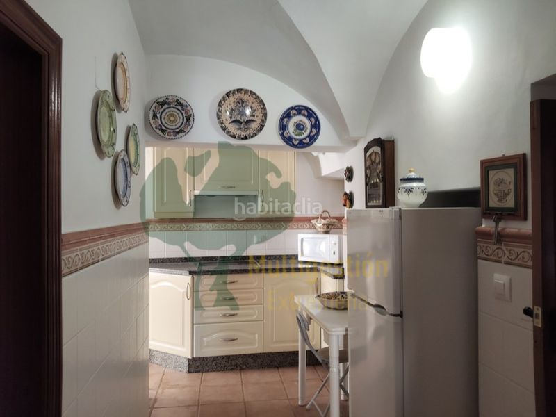Foto e0da9242-188c-4316-9e46-382437193a83. Casa  en el centro en Torremocha