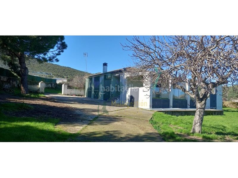 Foto 44b2853d-f7bb-4aa3-a14e-52df68c39d20. Xalet a Sierra de Fuentes