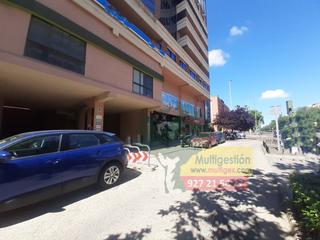 Aparcament cotxe a Centro. Venta de plazas de garaje en el edificio europa