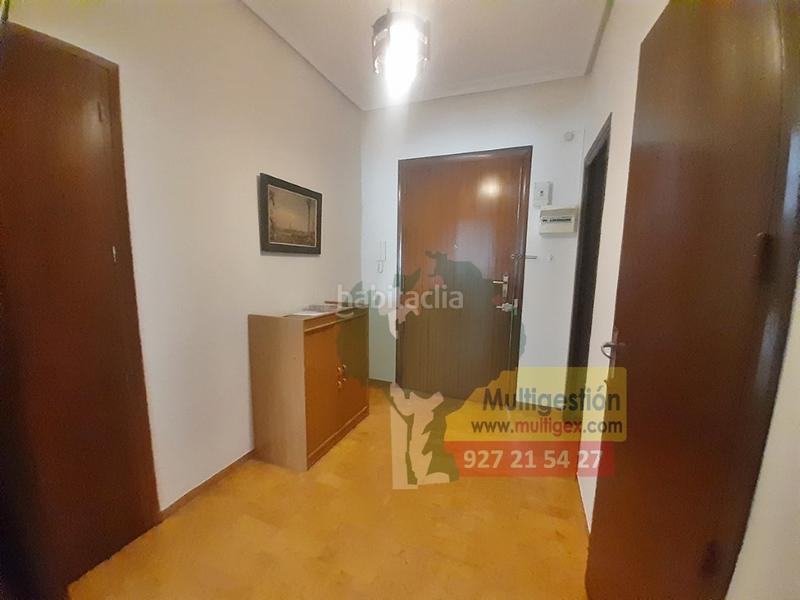 Foto 375ce94e-86a8-4e23-a082-a8e1b2d76408. Lloguer apartament a Centro Cáceres