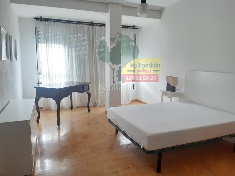 Foto 5b920525-daac-4720-8ae8-519d765dac07. Lloguer apartament a Centro Cáceres