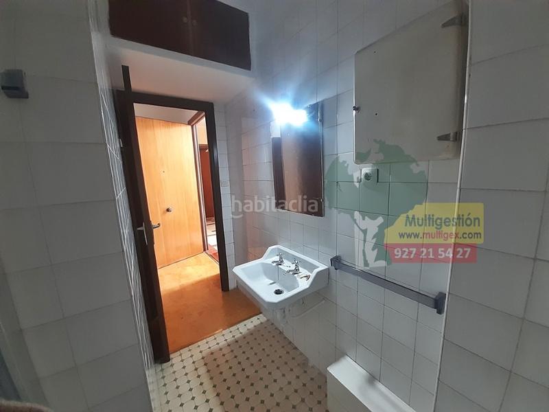 Foto 6def0796-8982-4b6f-b0fb-a9ee169710ea. Lloguer apartament a Centro Cáceres