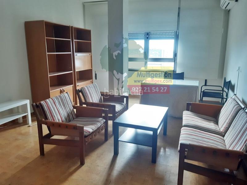 Foto 9978b73a-b9cc-464d-9019-a21ae2b8011b. Lloguer apartament a Centro Cáceres