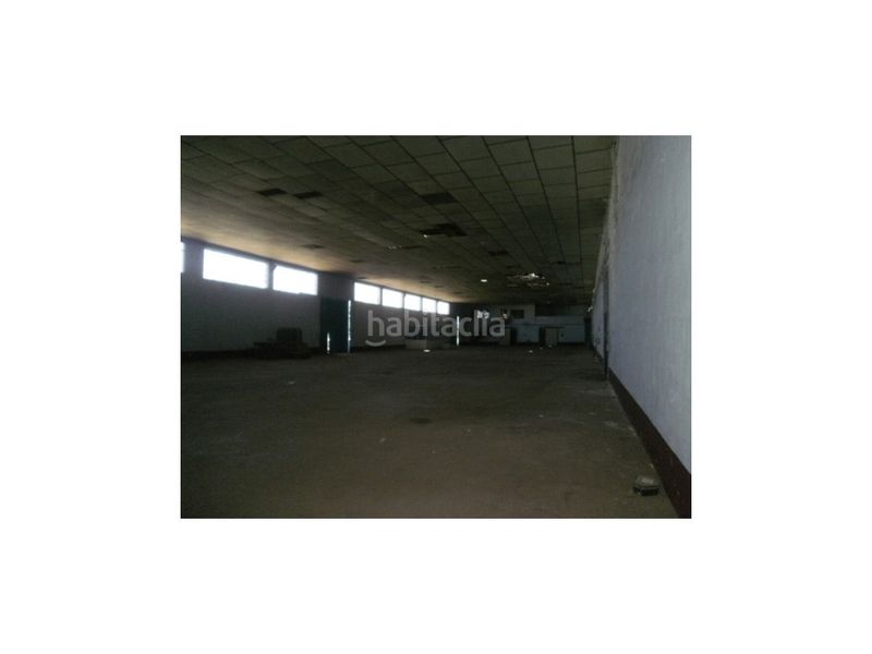 Foto 353c969c-3a7c-4823-89c7-e7849b9f1c4a. Nau industrial a nuevo Cáceres Cáceres