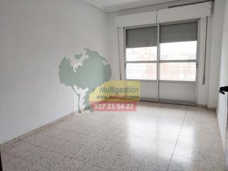 Pis a Casco Antiguo. Piso céntrico, última planta, exterior