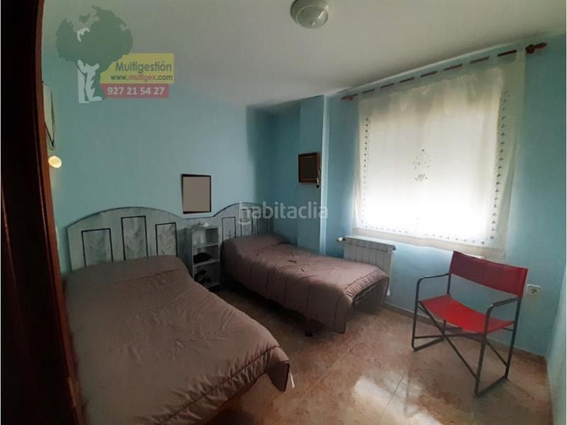 Foto a8fcfa15-b52c-47af-b0e6-cb8ecad665a5. Xalet amb aparcament a Ruta de la Plata Cáceres