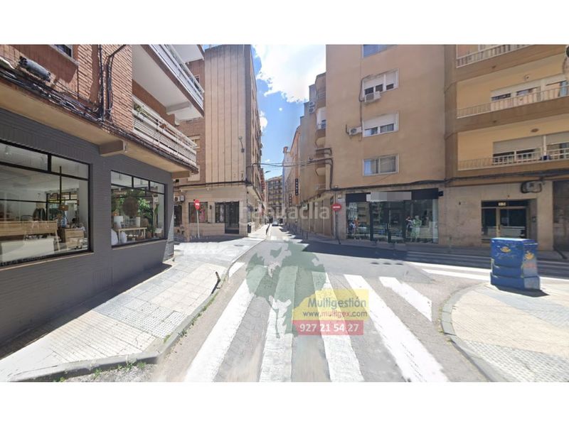 Foto f349aa79-3023-4e62-b4e5-16af9d5646dc. Local comercial a Centro Cáceres
