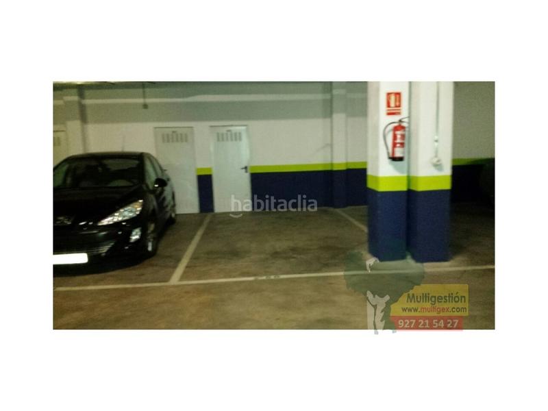 Foto 64ac9ab2-f8e4-4b53-bde9-9b76117463ab. Miete zweistöckige wohnung mit heizung parking pool in Cáceres