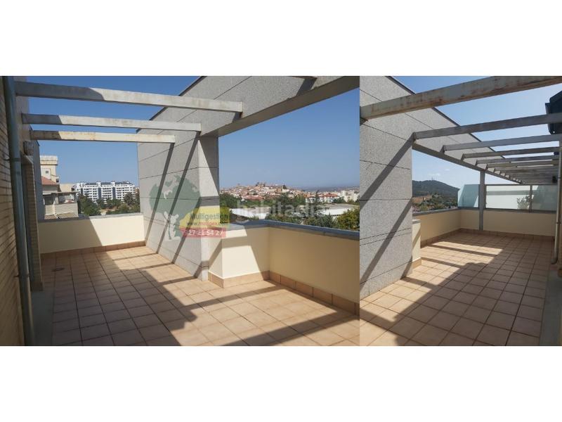 Foto 37667363-ba57-47d6-a5e5-532a53c30285. Rent duplex with heating parking pool in Centro Cáceres