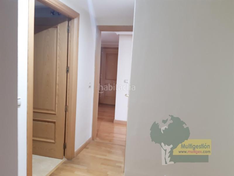Foto 0a0d5705-18bf-43c3-b731-c61828b57ca5. Apartament amb aparcament a Centro Cáceres