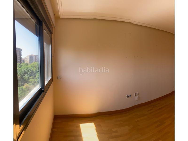 Foto 0d84b0de-c1bd-41cb-892d-be3f186d8c40. Apartament amb aparcament a Centro Cáceres