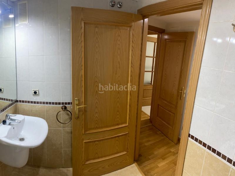Foto 6711c527-ce45-40c4-bbbd-76e873962c5c. Apartament amb aparcament a Centro Cáceres