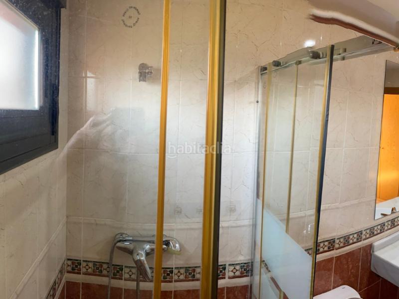 Foto b51f4642-c343-440e-889d-34288d9faad5. Apartament amb aparcament a Centro Cáceres