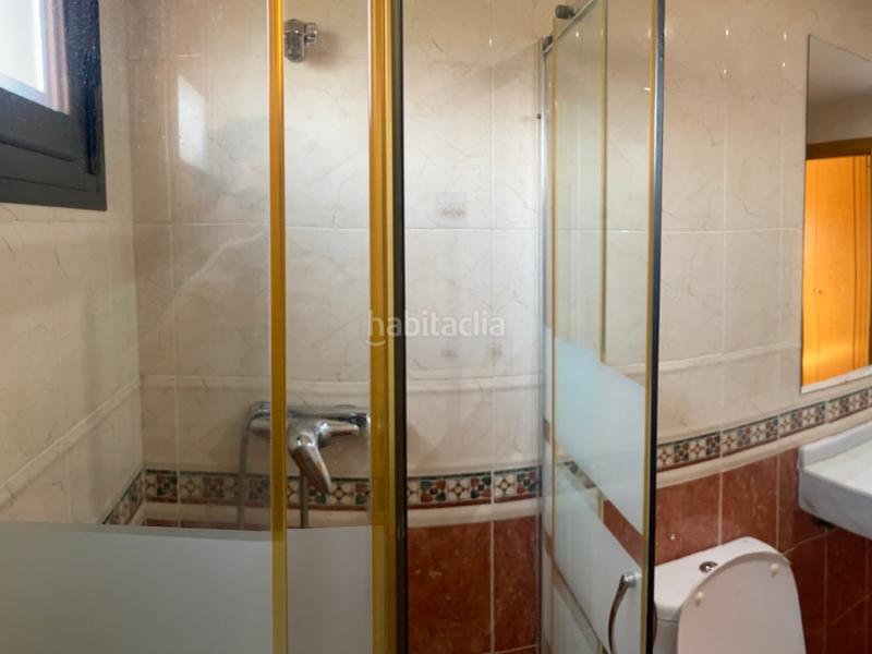 Foto c066fbfa-f21a-418b-adec-944f736e2fc8. Apartament amb aparcament a Centro Cáceres