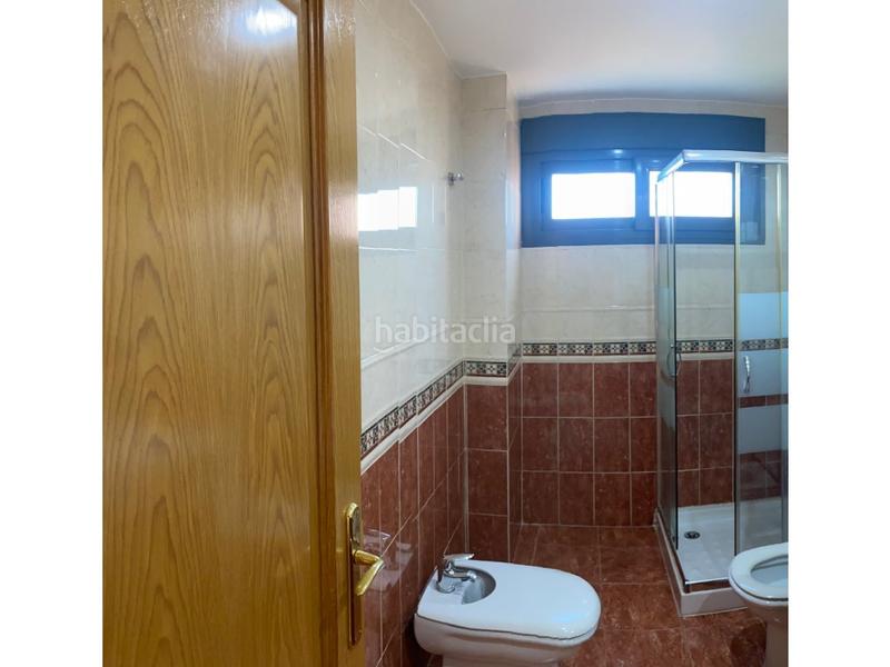 Foto c69e3e02-8a4b-47b1-aaf9-eb30bbfc81a8. Apartament amb aparcament a Centro Cáceres