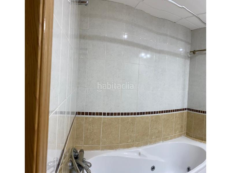 Foto dd0c000c-dbc5-49e7-a9f0-bc04392f30a7. Apartament amb aparcament a Centro Cáceres