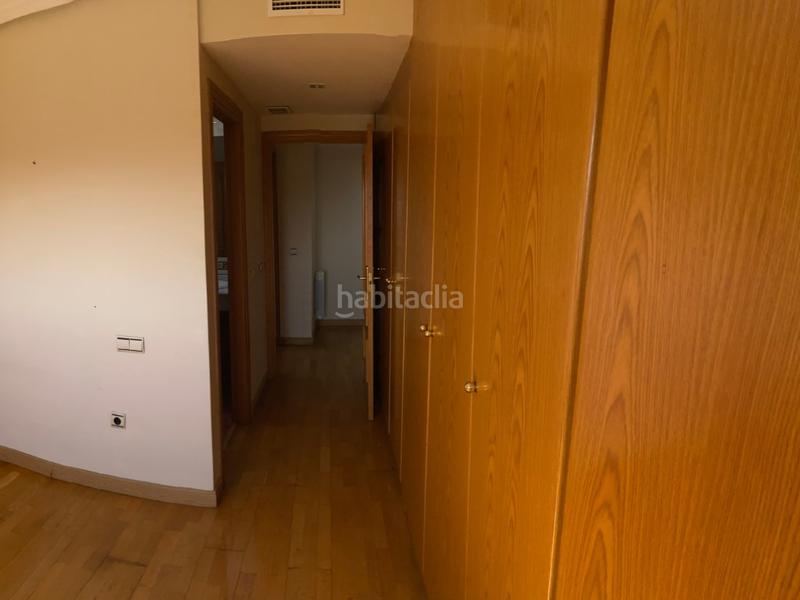 Foto eb7b070c-28b7-4c20-8ffb-85a7664691fe. Apartament amb aparcament a Centro Cáceres