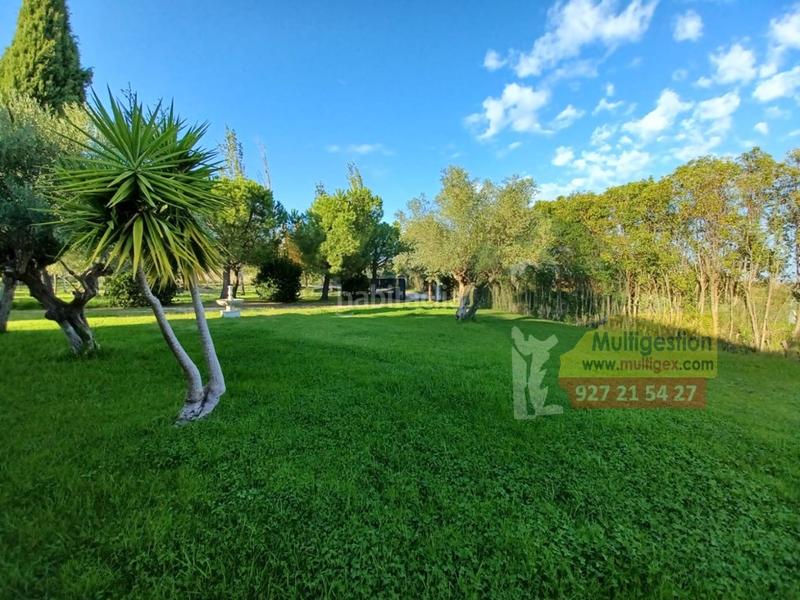 Foto 3394e9be-b6b5-4598-8250-e81d385c13a6. Xalet amb aparcament piscina a Sierra de Fuentes