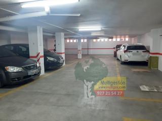 Lloguer Aparcament cotxe a Centro. Plaza de parking zona centro. calle sanguino michel.