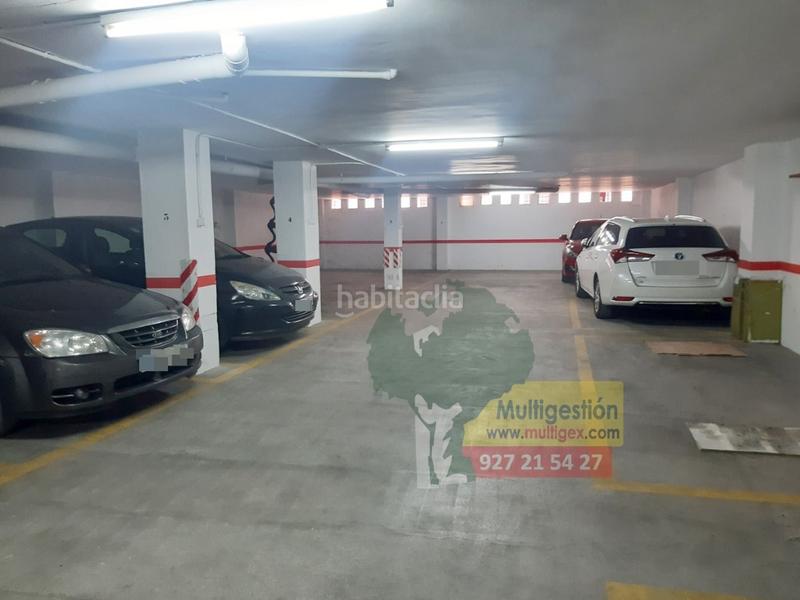 Foto 27e1e58a-5c53-4709-b5e3-7854a4aa3b34. Miete autoparkplatz in Centro Cáceres