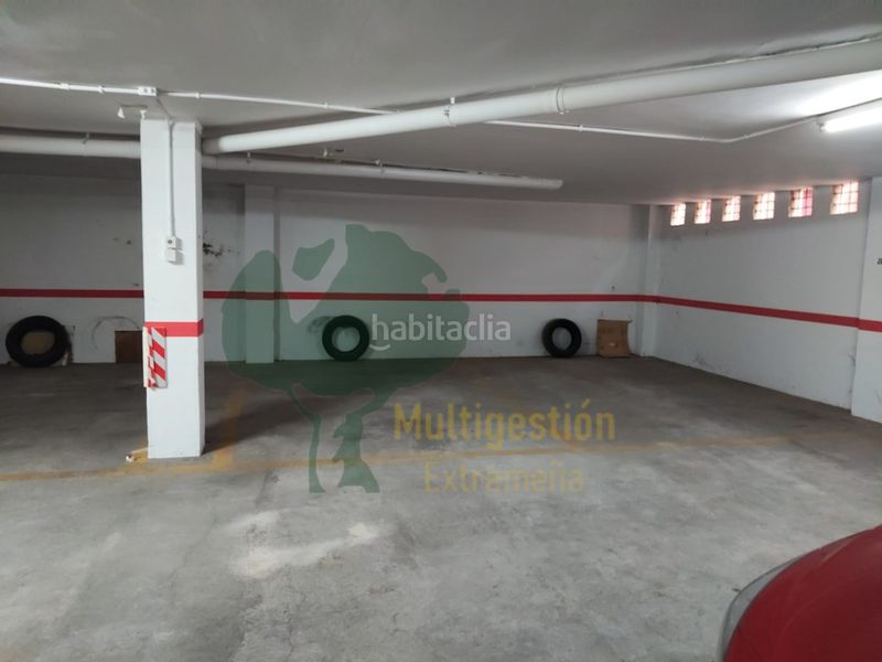 Foto 2872c5b1-3d69-41a8-9926-c9bd26c1f5ff. Miete autoparkplatz in Centro Cáceres