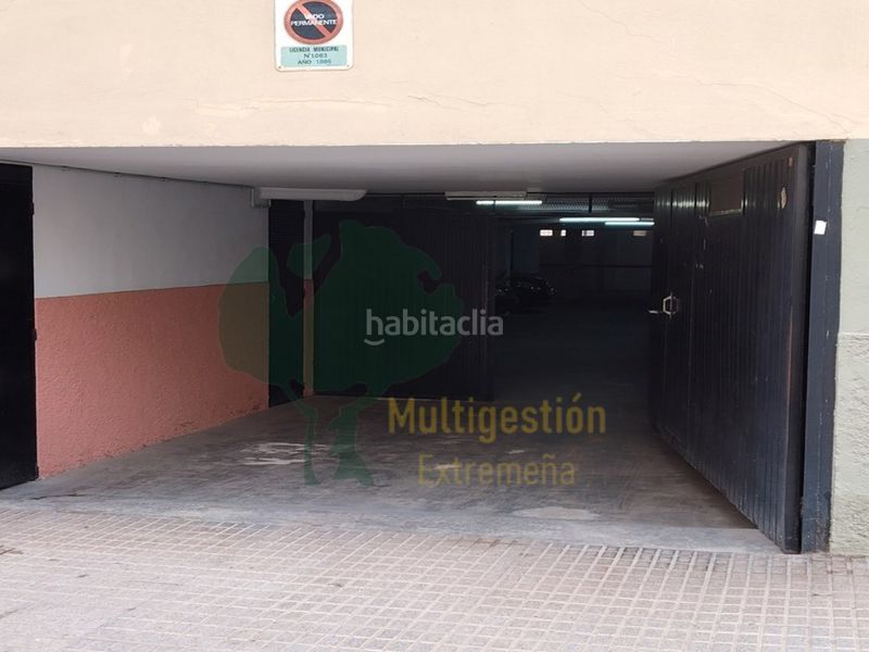 Foto 93e59796-434f-4edb-a1b1-0dc984c5584f. Miete autoparkplatz in Centro Cáceres