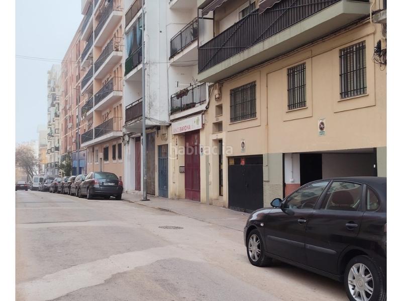 Foto fe9a07fe-d7f7-4930-874e-a951c2288188. Miete autoparkplatz in Centro Cáceres