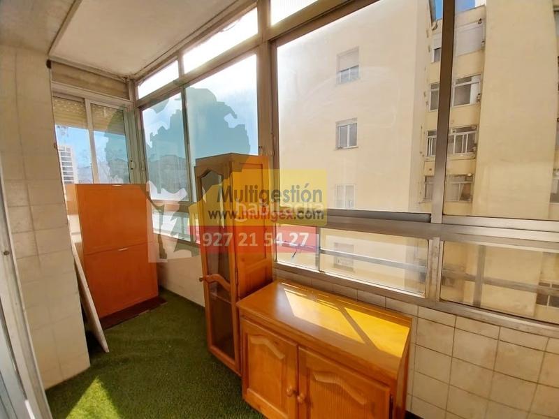 Foto 1e7e0ccb-acc5-4084-957f-cb83d887c102. Location appartement dans Centro Cáceres